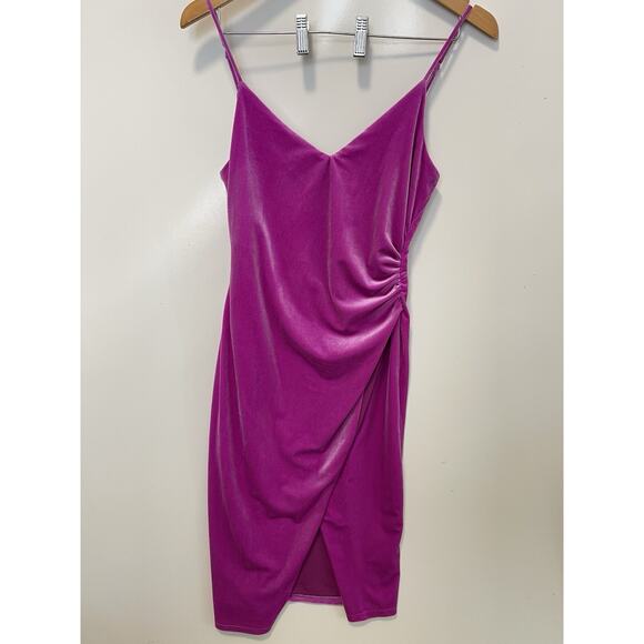 NEW BLACK HALO Bowery Pink Velvet Ruched Front Slit Midi Cocktail Dress 8 - Picture 1 of 8